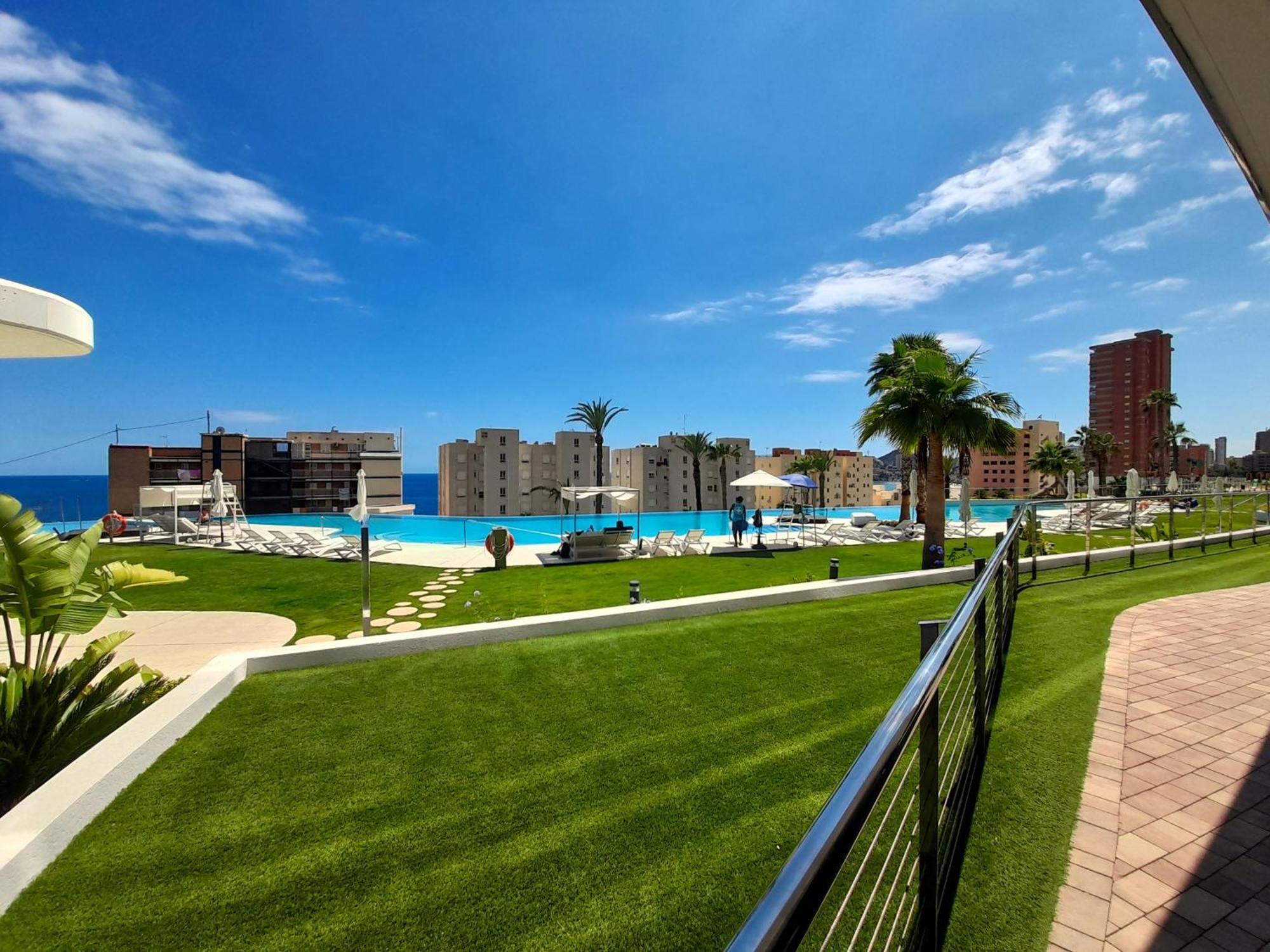 Sunset Cliffs Sea View Apartments 14 Floor Benidorm Exterior foto